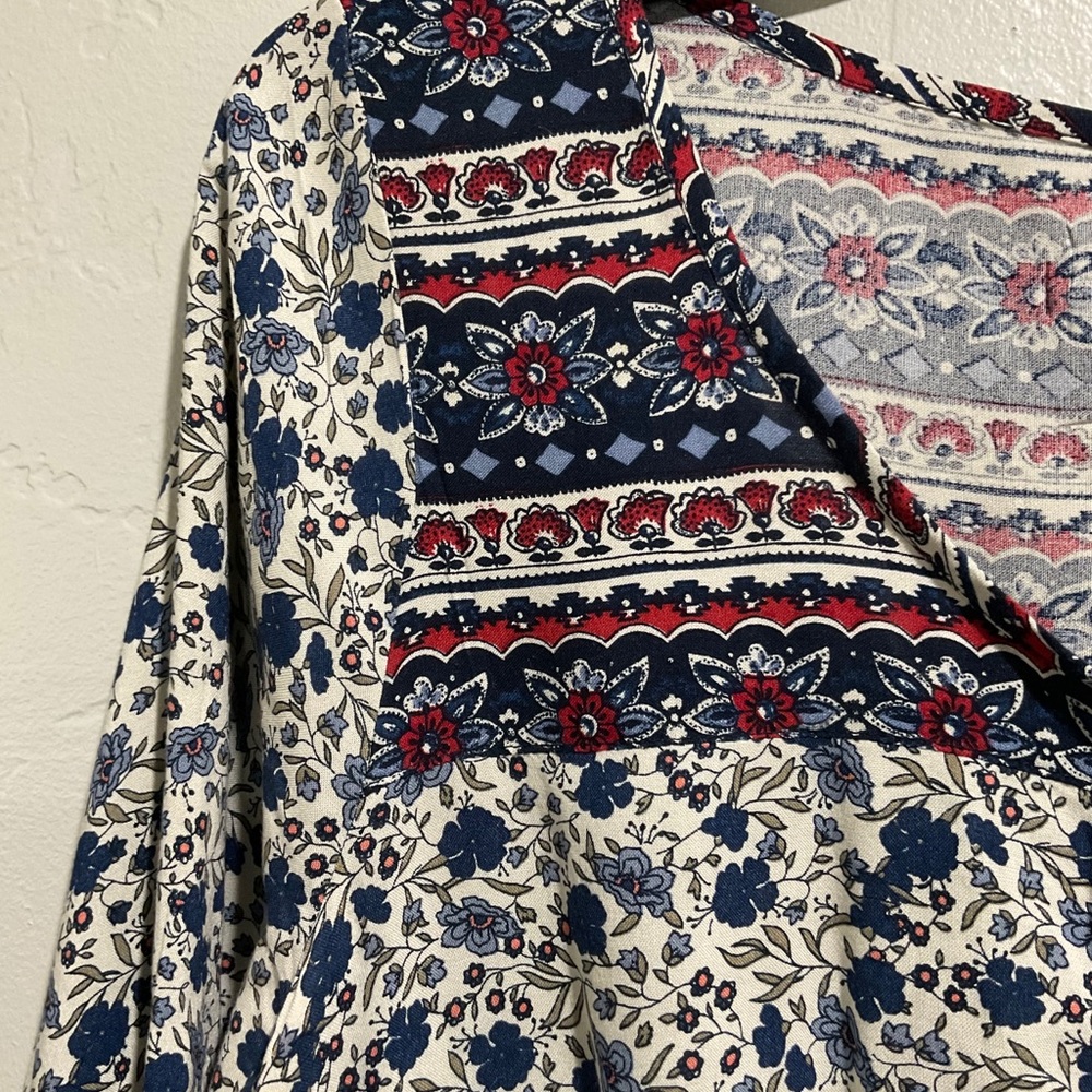 Hollister Summer Floral Dress - Picture 2 of 2